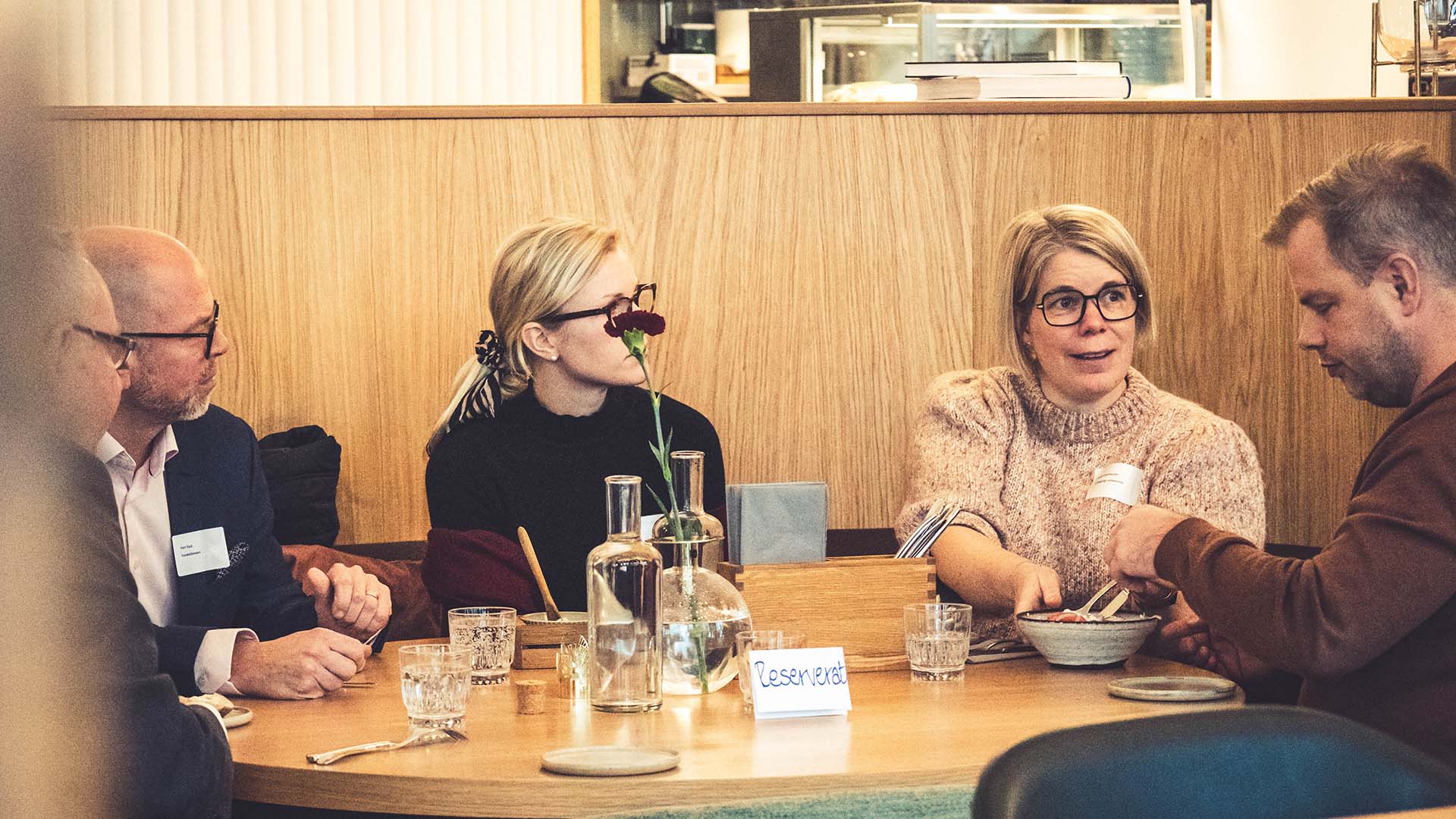 Bild på personer som medverkat på ESIC-lunch i Linköping