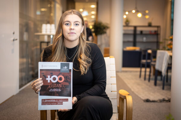 Jonna Hedlund håller i årets rapport om jämställda styrelser.